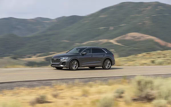 Cars wallpapers Audi Q8 55 TFSI quattro (Samurai Grey Metallic) US-spec - 2025