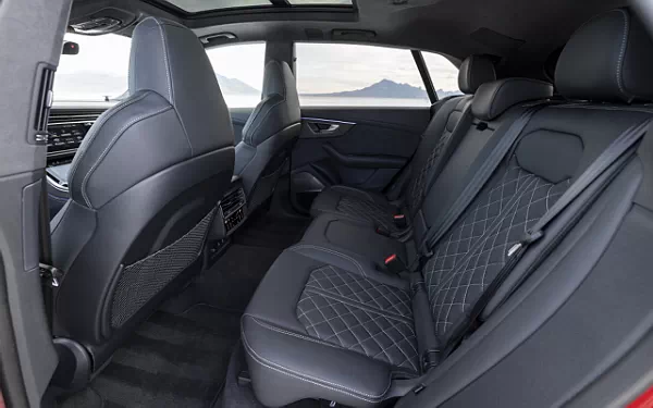 Cars wallpapers Audi SQ8 TFSI quattro (Chili Red Metallic) US-spec - 2025