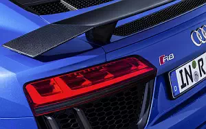 Cars wallpapers Audi R8 V10 plus - 2009