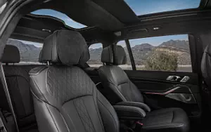Cars wallpapers BMW X7 M60i xDrive - 2022
