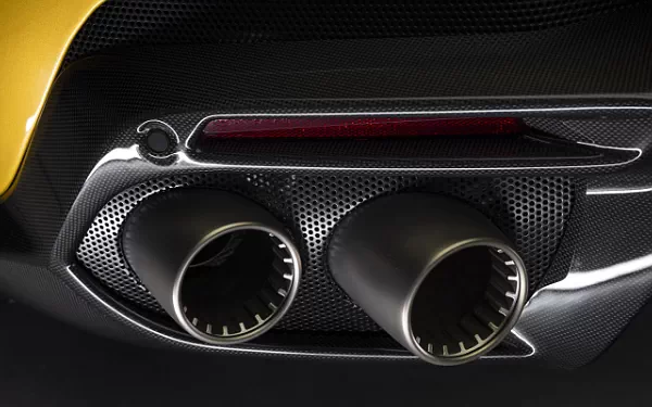 Cars wallpapers Ferrari Amalfi (Giallo Montecarlo) - 2025