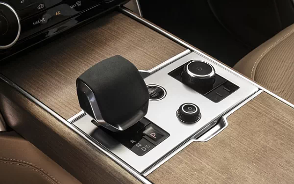 Cars wallpapers Range Rover SE P400 LWB US-spec - 2022