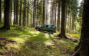 Cars wallpapers Land Rover Discovery 4 SCV6 HSE - 2014