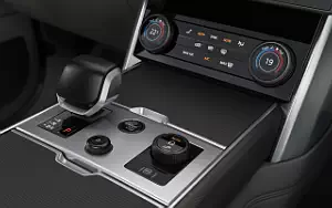 Cars wallpapers Range Rover SV Intrepid - 2022