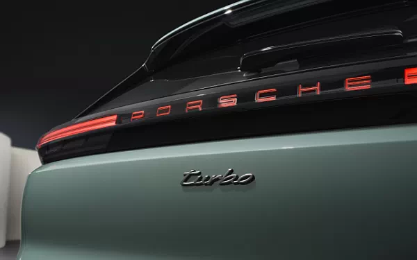 Cars wallpapers Porsche Cayenne Turbo Electric - 2026