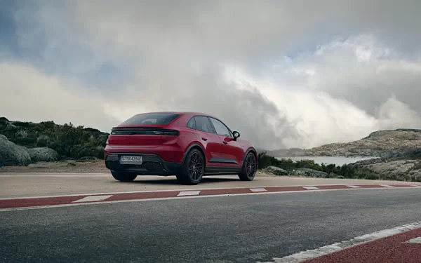 Cars wallpapers Porsche Macan GTS - 2025