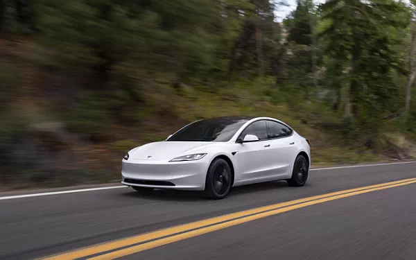 Cars wallpapers Tesla Model 3 Standard - 2025