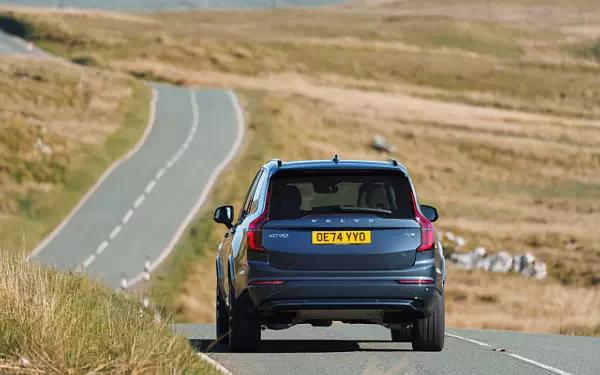 Cars wallpapers Volvo XC90 T8 Recharge AWD UK-spec - 2024