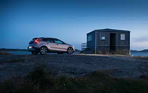 Cars wallpapers Volvo V40 Cross Country - 2014